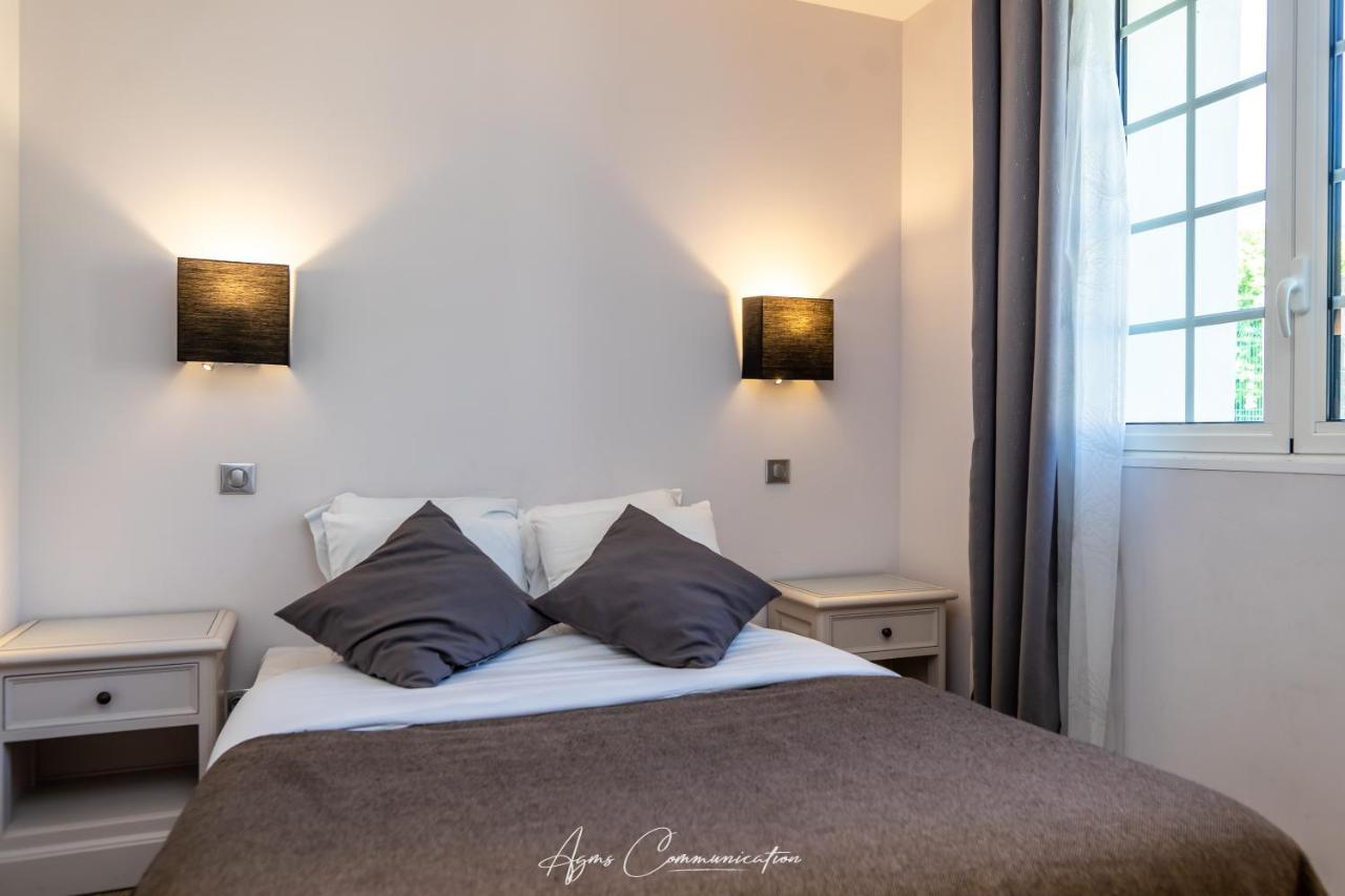 Logis Du Champ De Mars Hotel Puy-Saint-Martin Kültér fotó