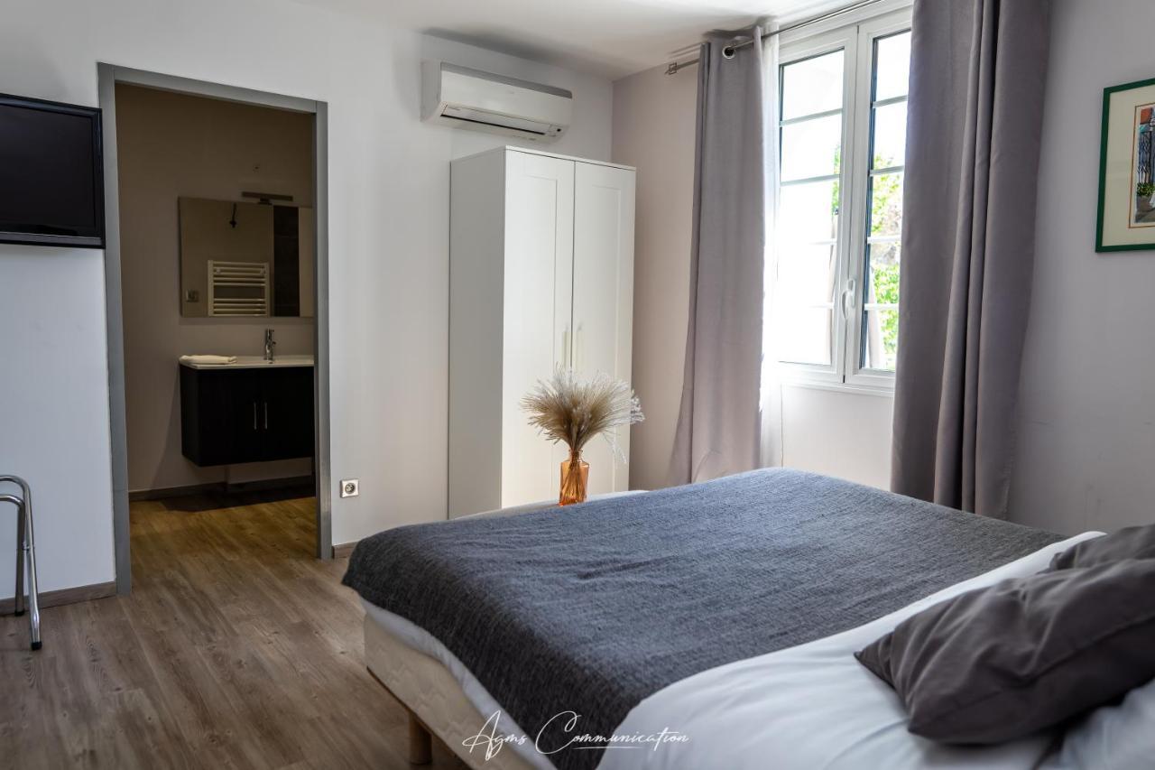 Logis Du Champ De Mars Hotel Puy-Saint-Martin Kültér fotó