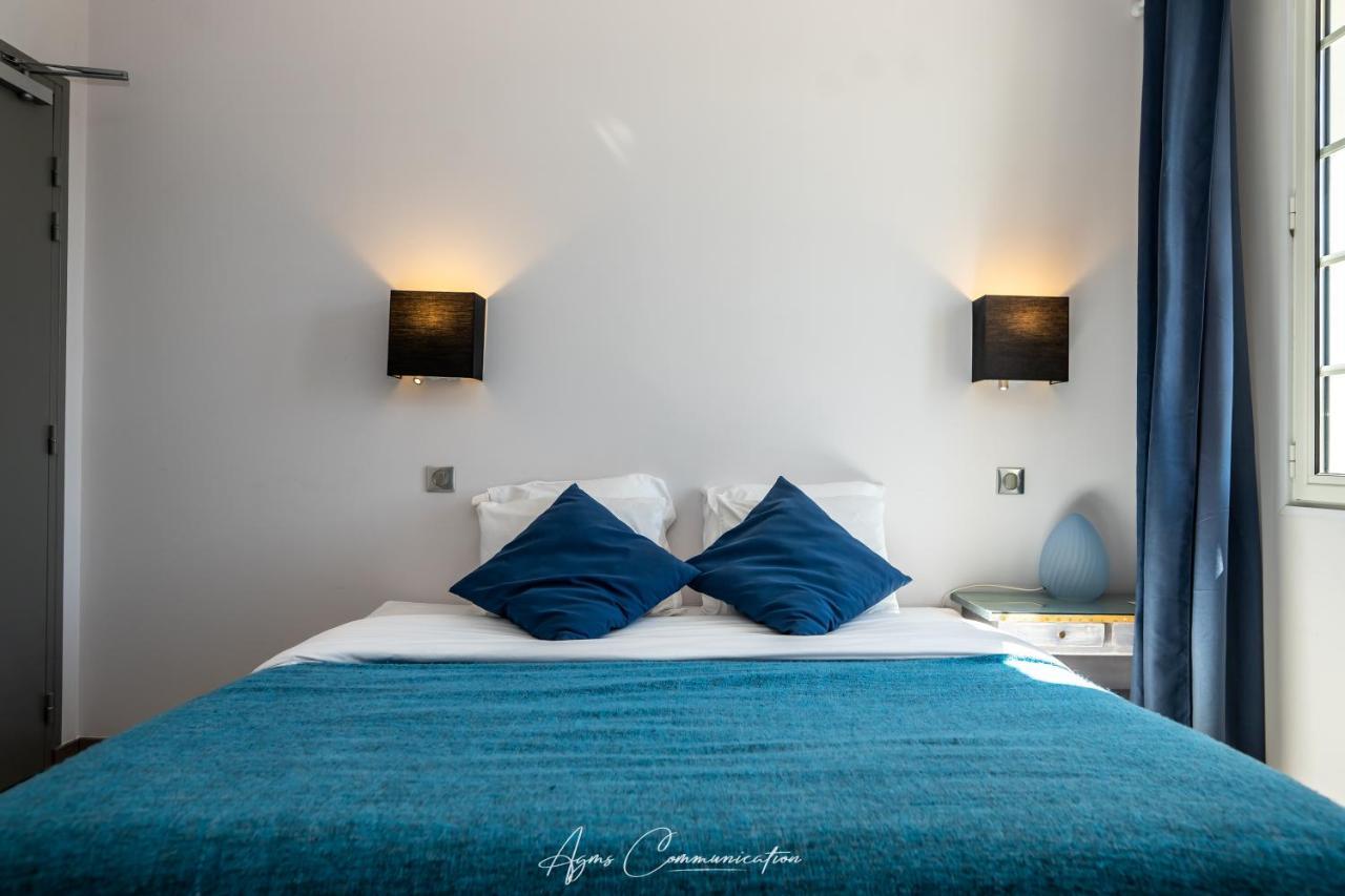 Logis Du Champ De Mars Hotel Puy-Saint-Martin Kültér fotó